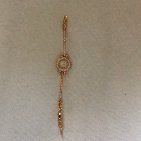 Watch - Picture 2 of 3